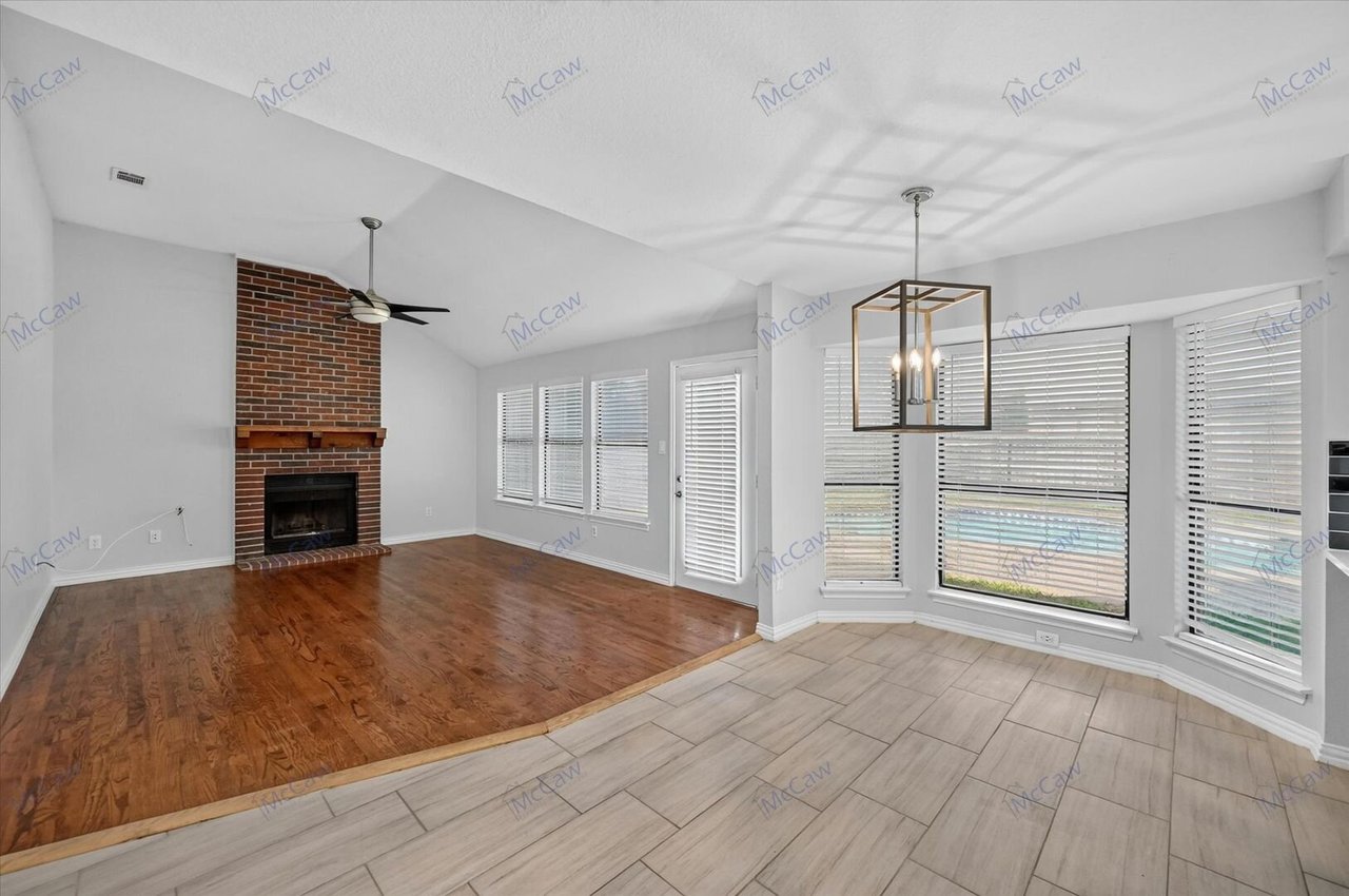 4301 Hudson Ave. Grand Prairie, TX 75052