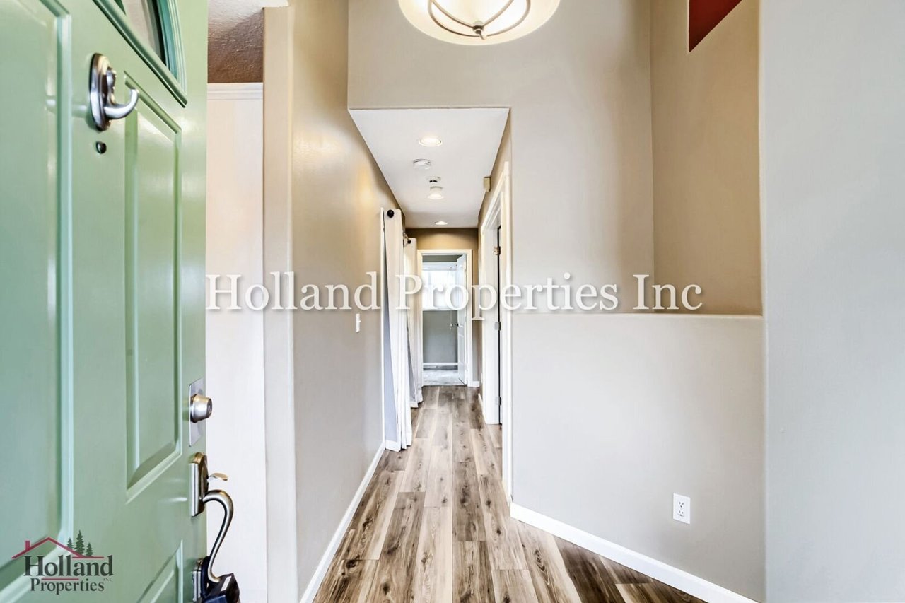 23190 SW William Ave Sherwood, OR 97140