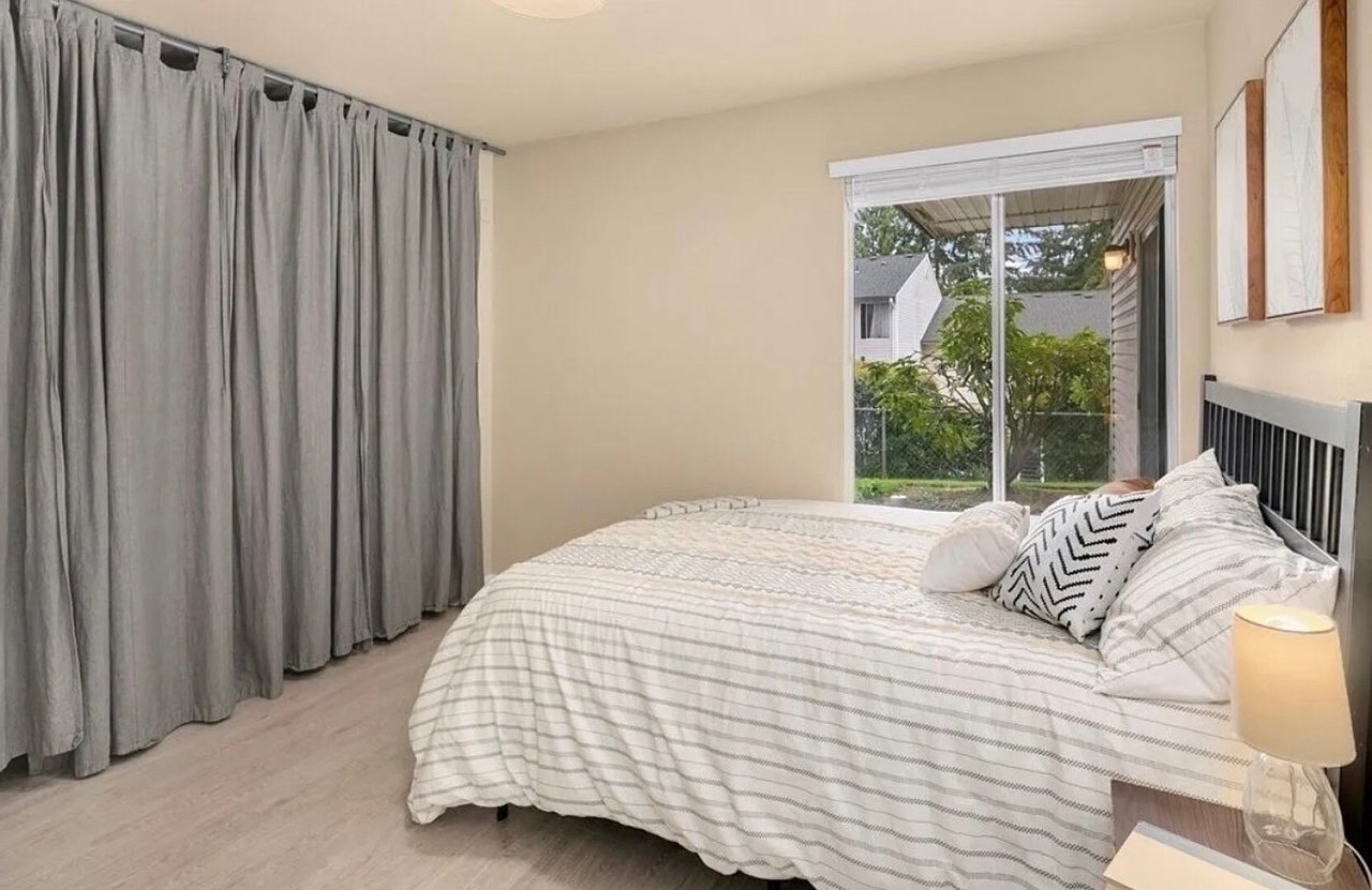 17431 Ambaum Blvd S Unit B13 Seattle, WA 98148