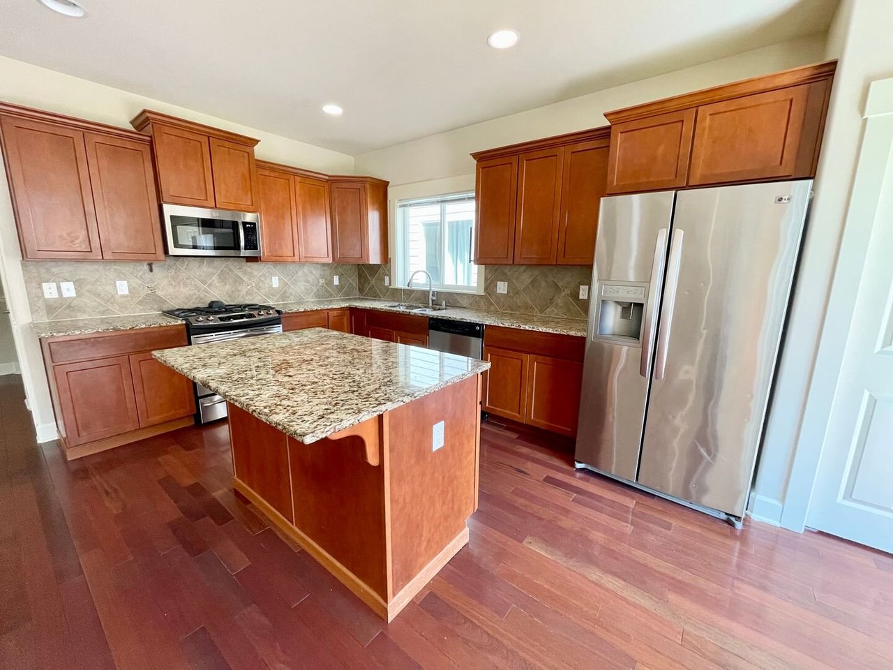 22705 43rd Dr. SE Bothell, WA 98021