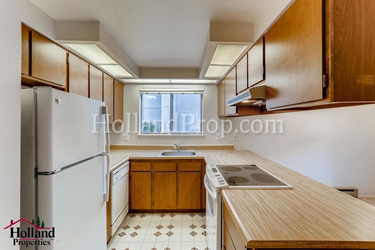 3404 19th Avenue #101 Forest Grove, OR 97116