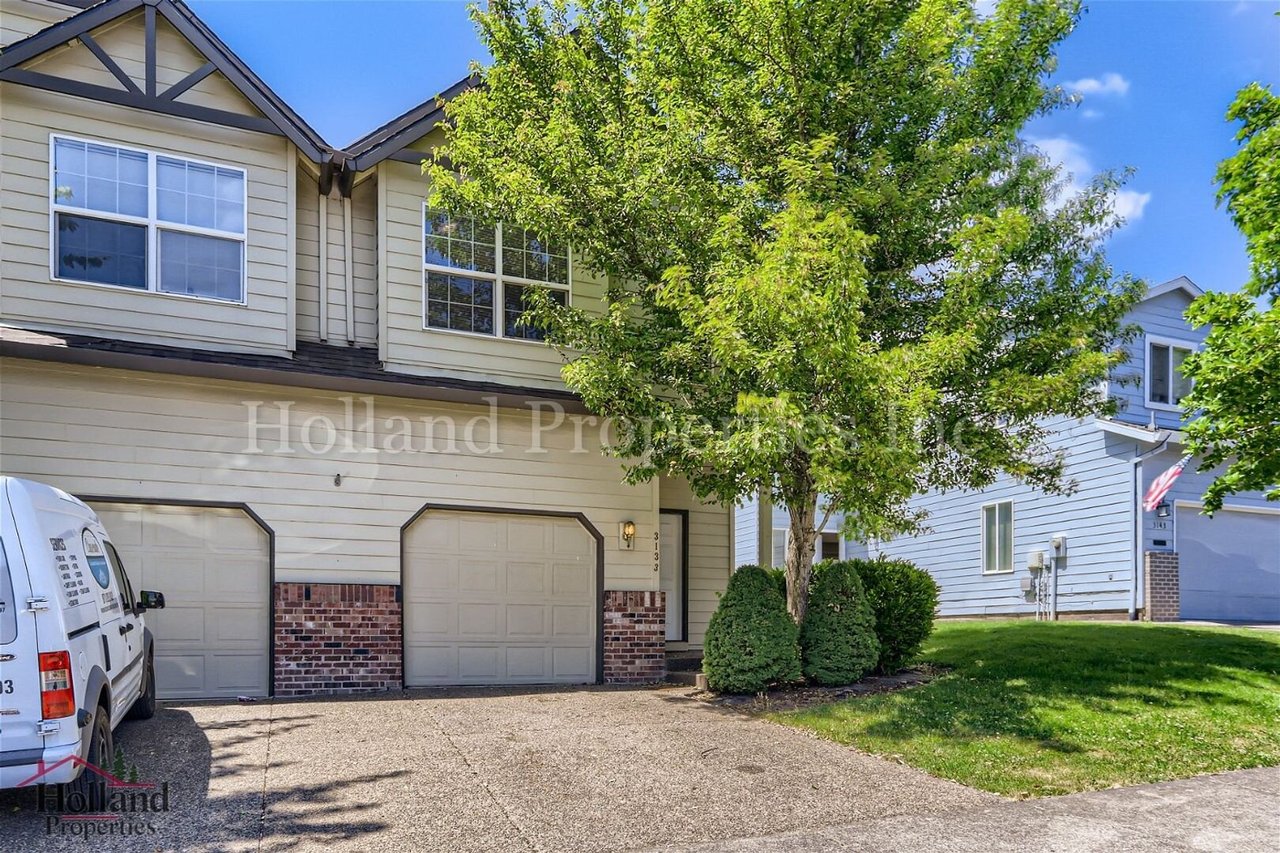 3133 NE 13th Place Hillsboro, OR 97124