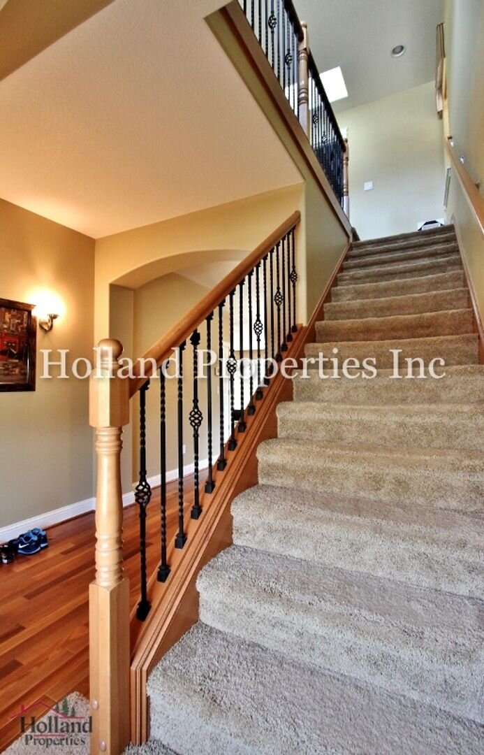 5502 NE Lagos Ct Hillsboro, OR 97124