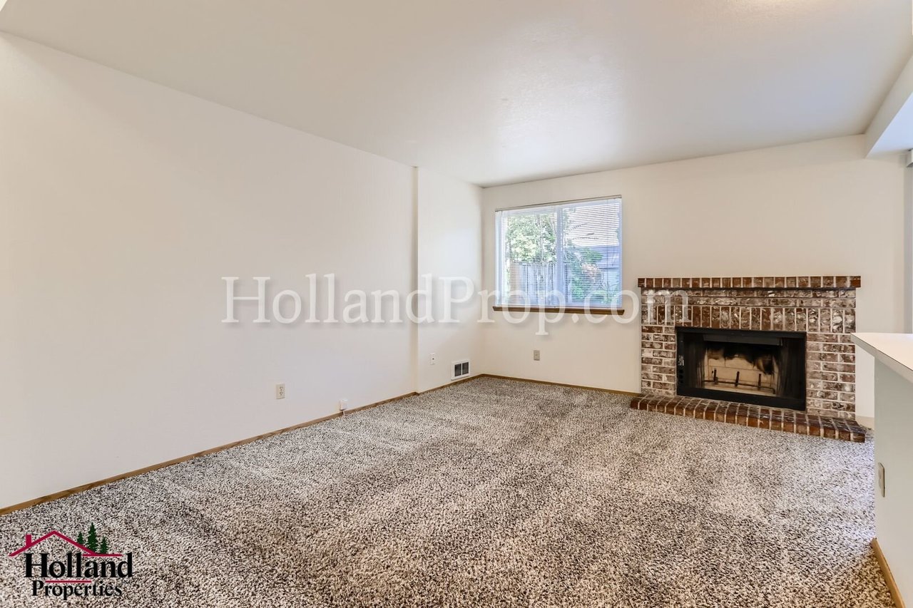 676 SE 5th Avenue Canby, OR 97013