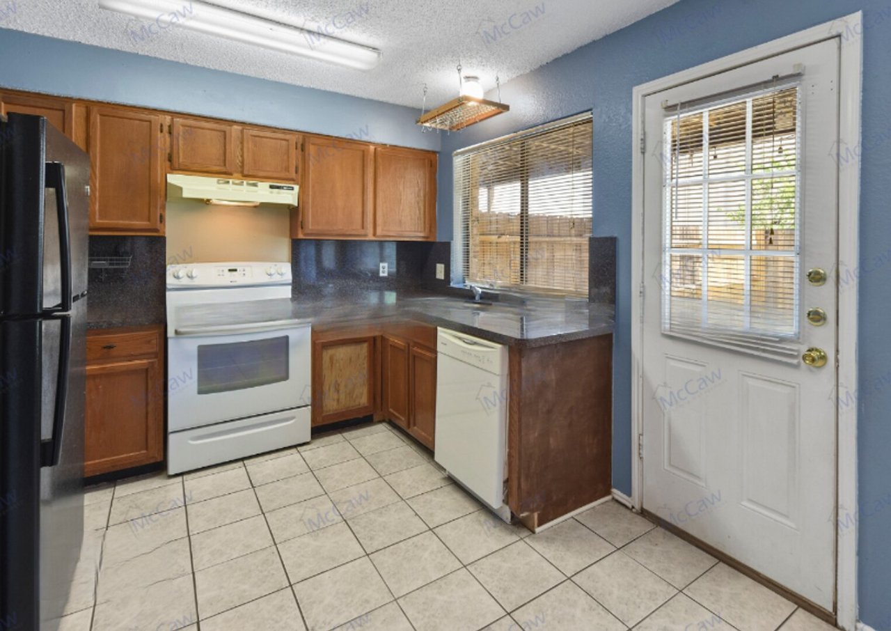 800 Bluebonnet Dr Apt D Keller, TX 76248-3523