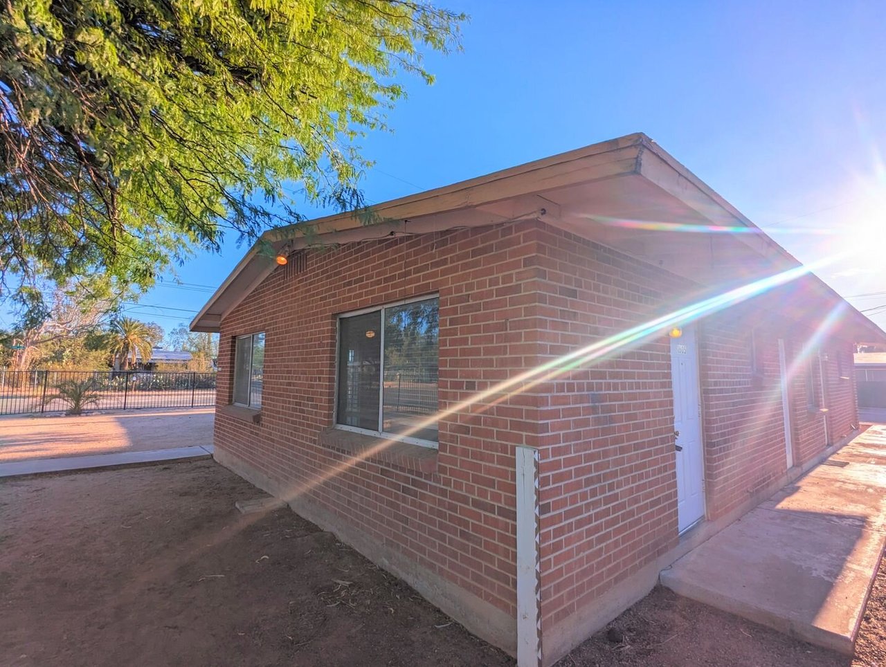 1605 N Belvedere Ave Tucson, AZ 85712