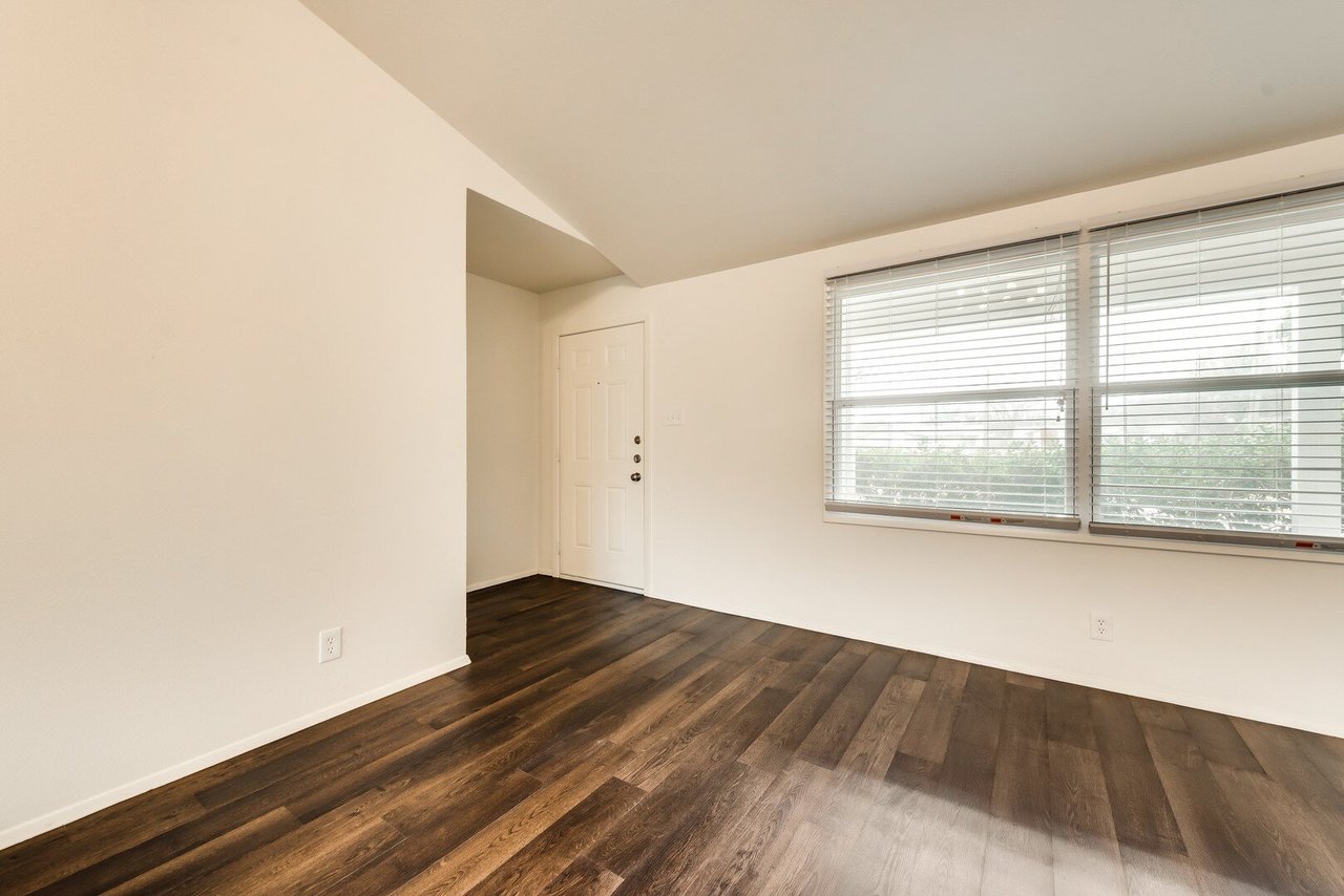 12051 High Meadow Dr Dallas, TX 75234-7817