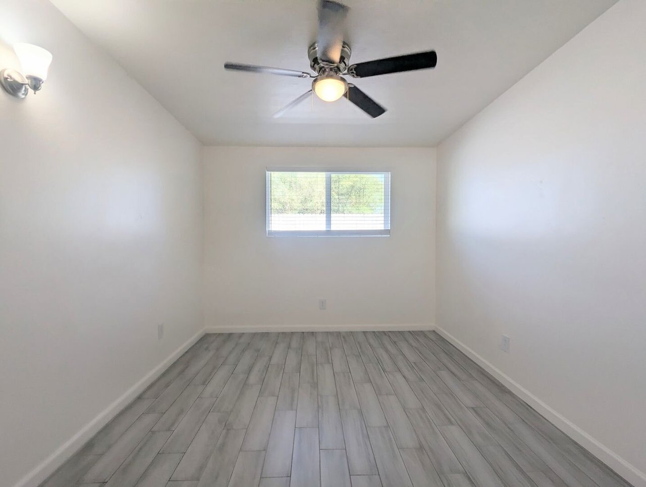 3743 E Blacklidge Dr Tucson, AZ 85716