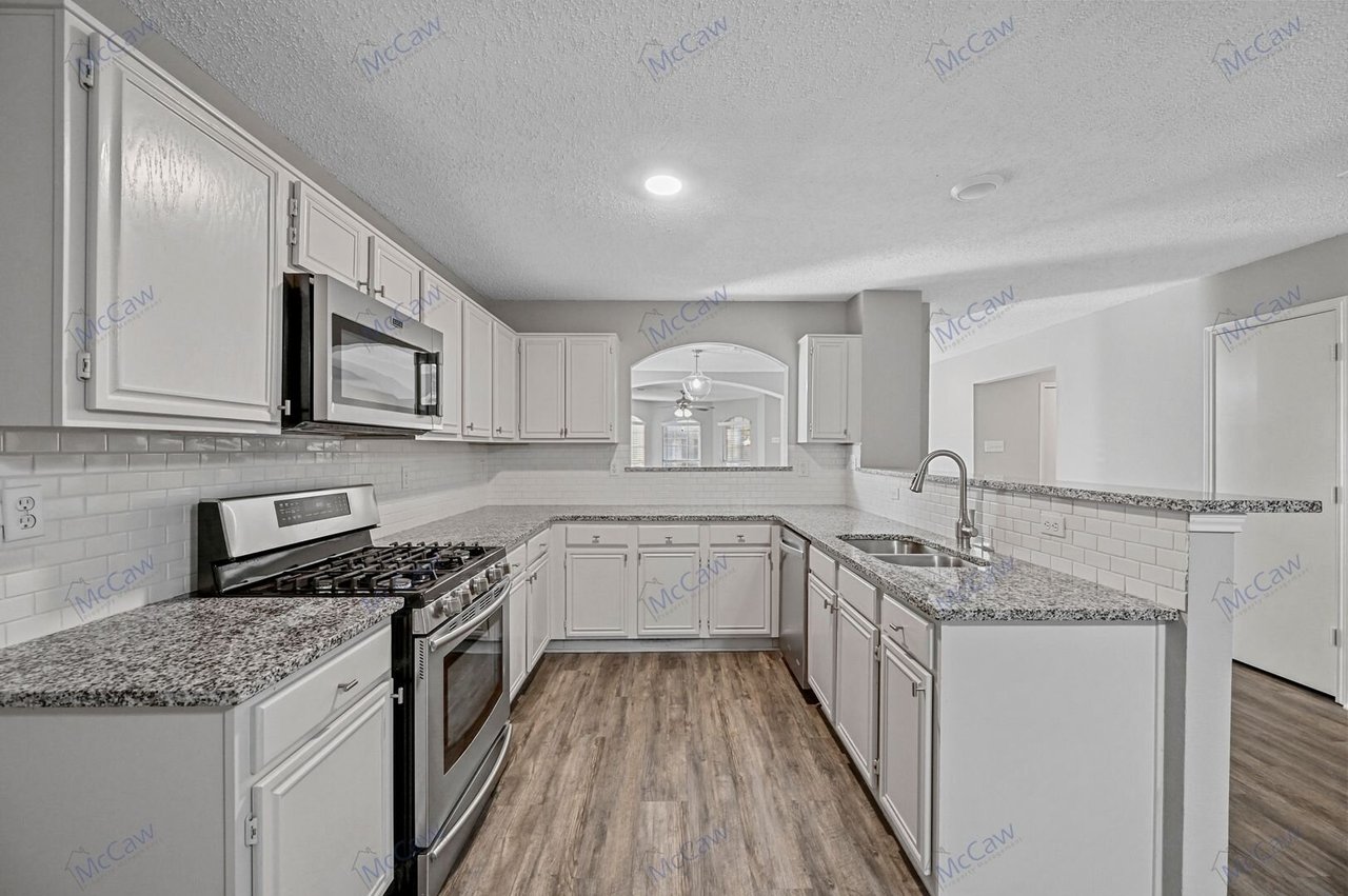 1371 Honeysuckle Ln. Lewisville, TX 75077