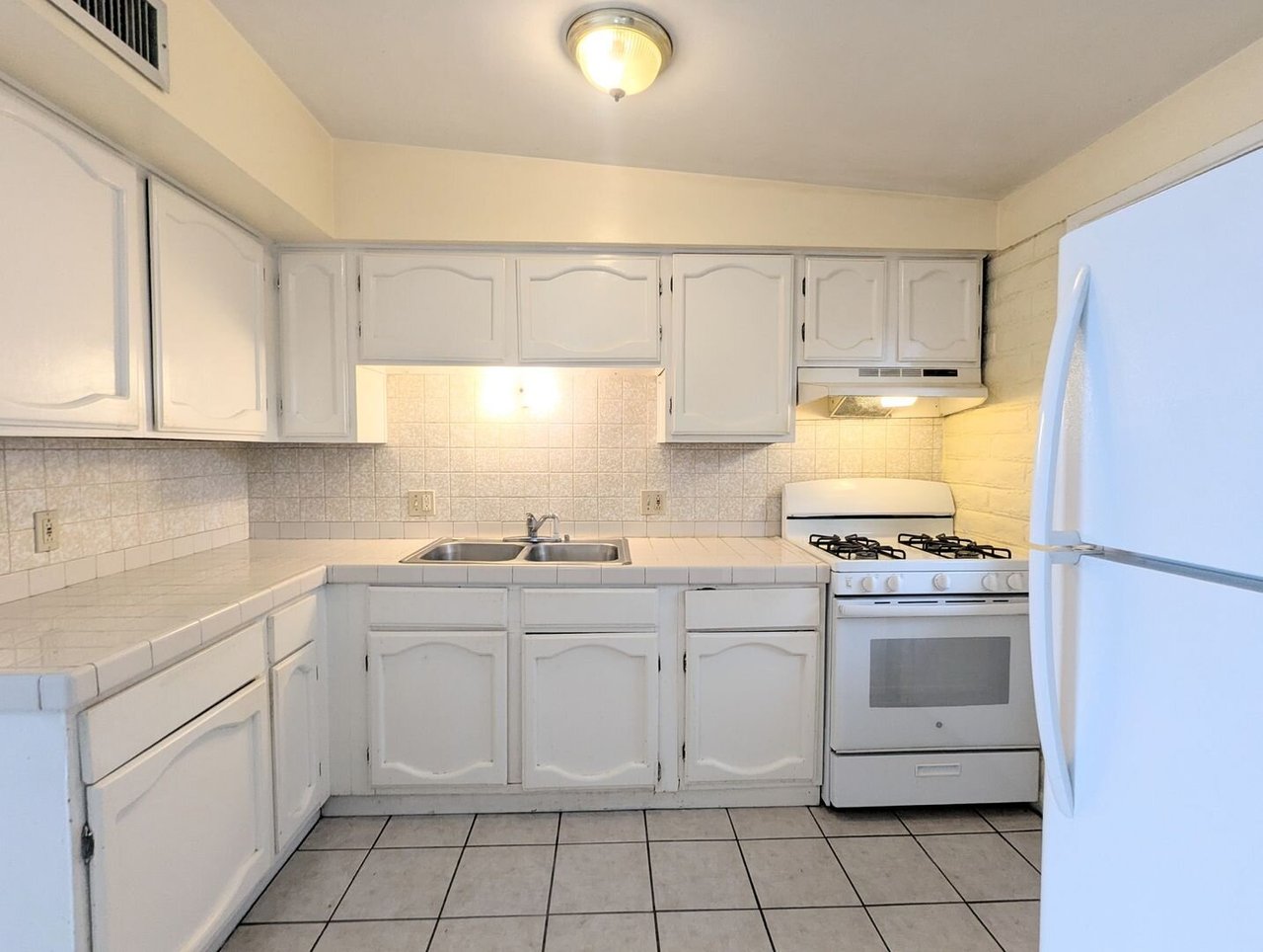 260 E Wetmore Rd I Tucson, AZ 85705