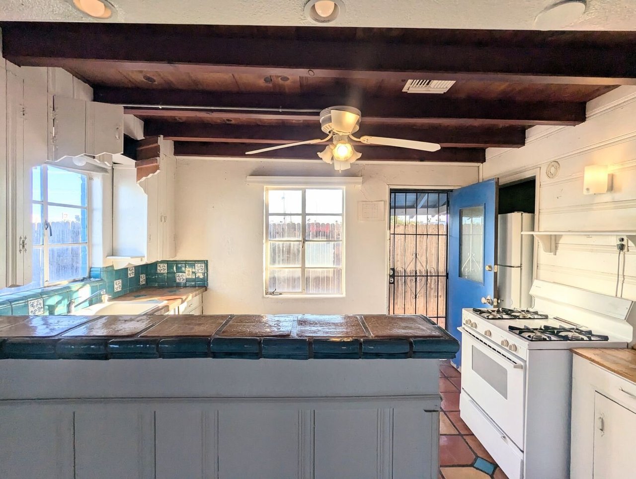 2431 N Edith Blvd #3 Tucson, AZ 85716