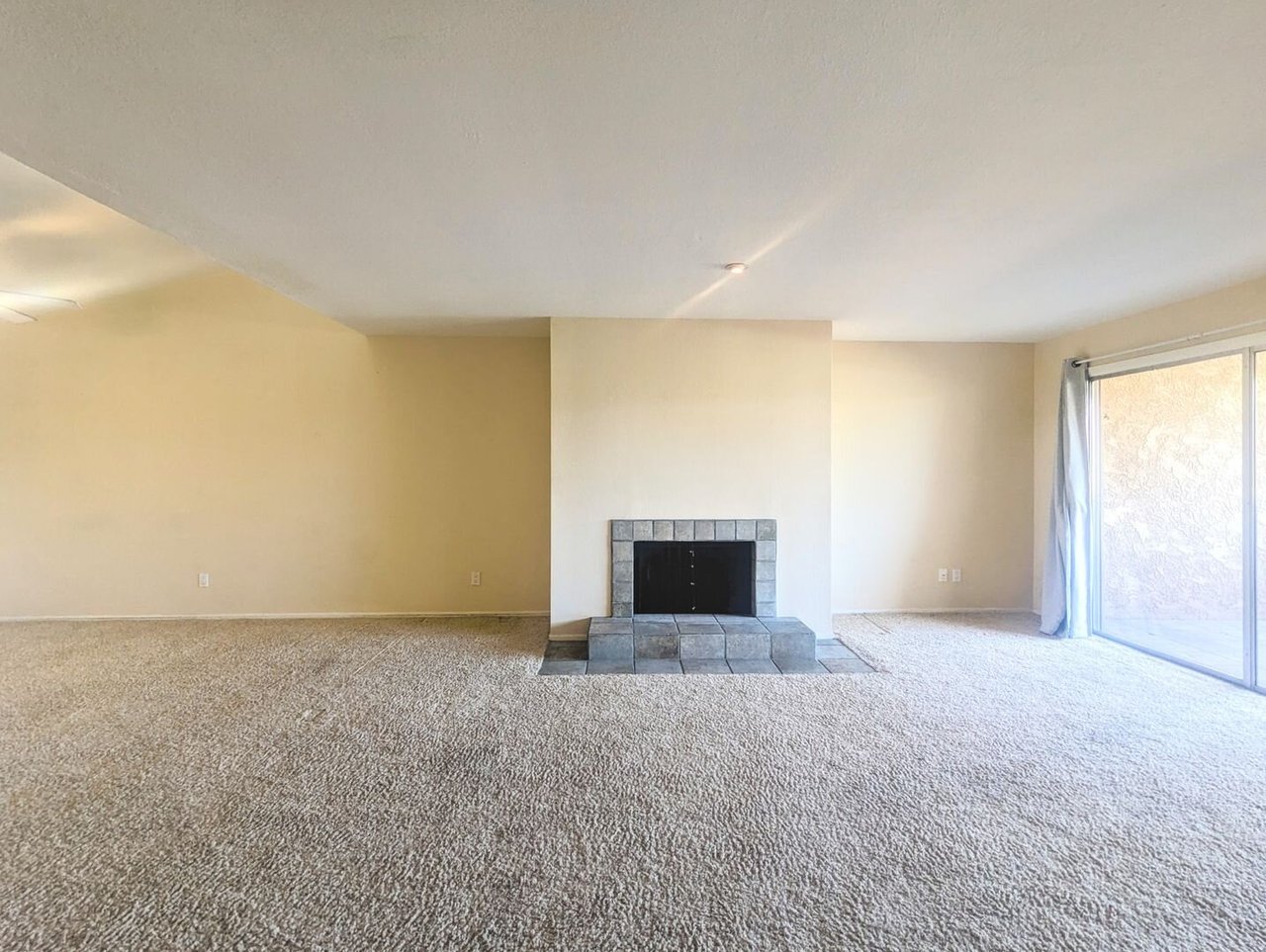 548 N Dodge Blvd Tucson, AZ 85716