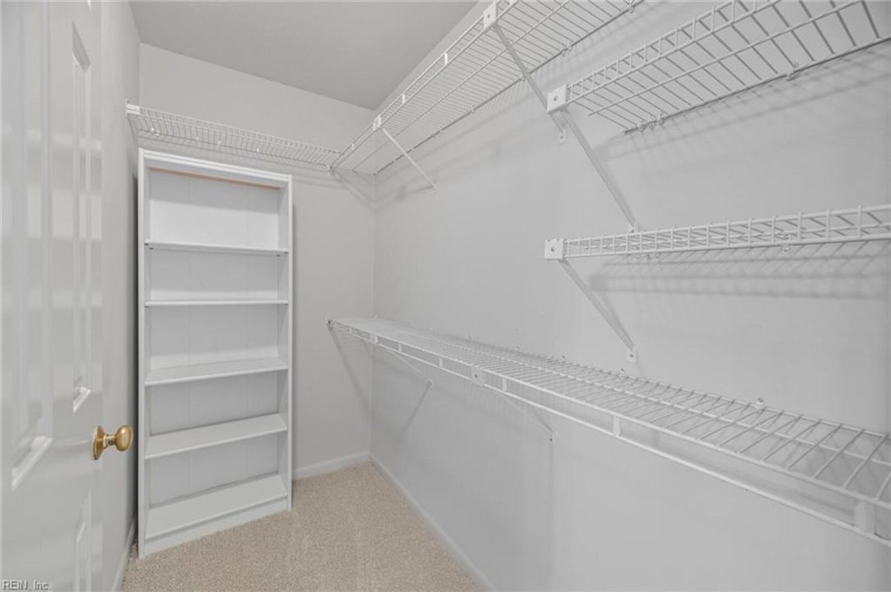2416 Loran Court Virginia Beach, VA 23451