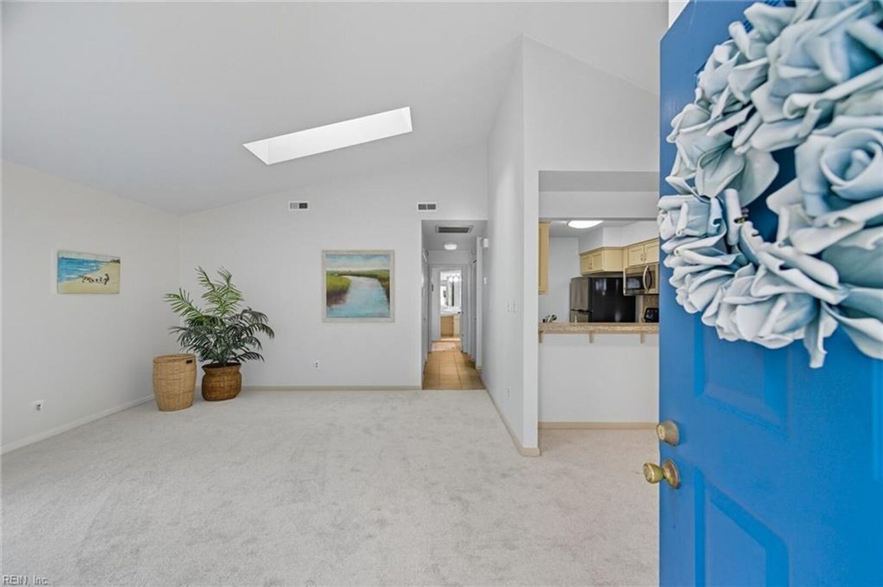 2416 Loran Court Virginia Beach, VA 23451