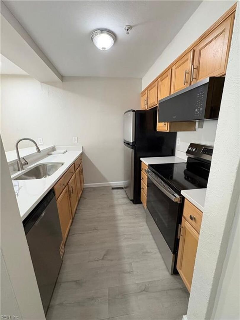 2356 Bays Edge Avenue Virginia Beach, VA 23451