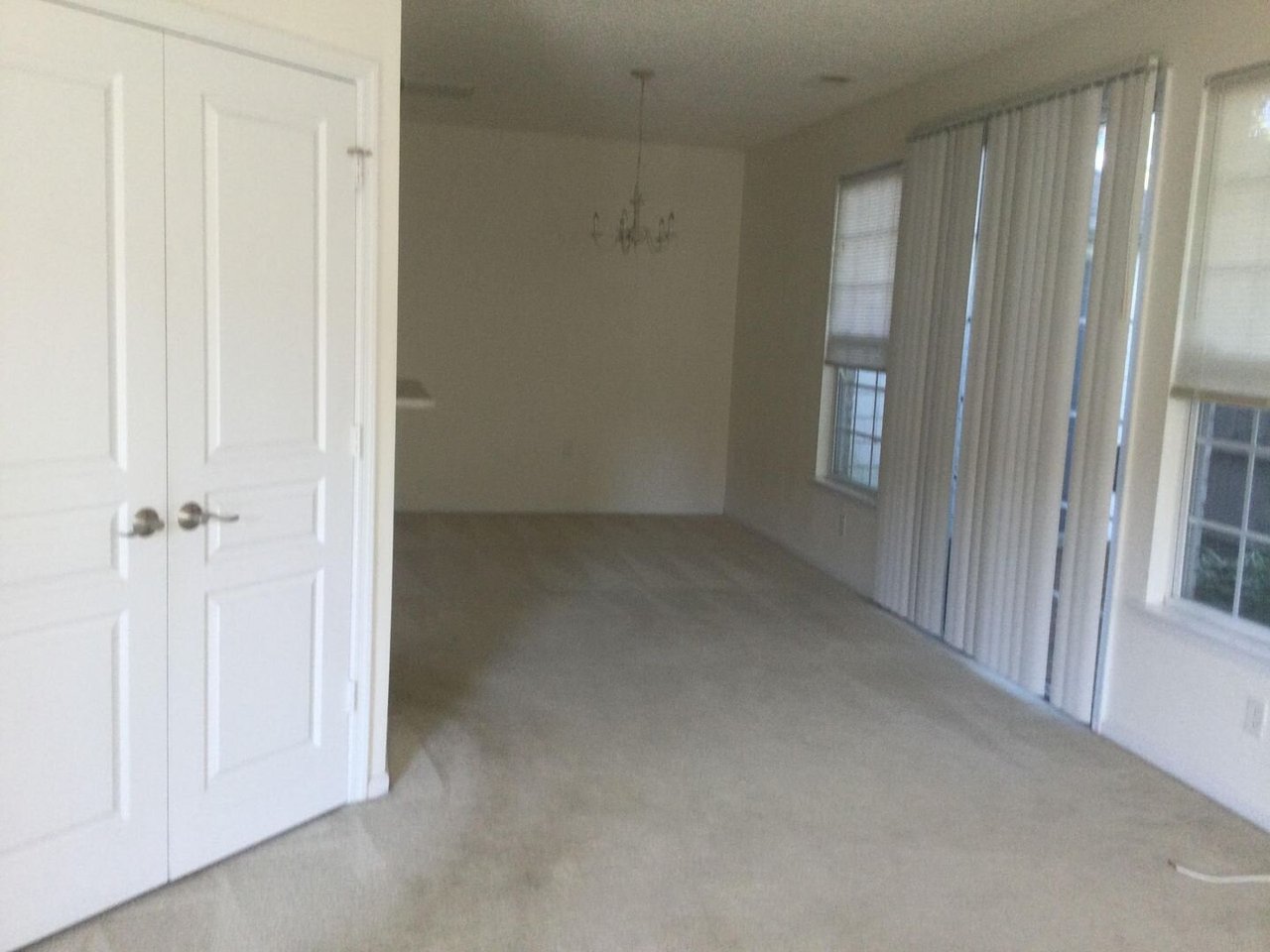 2037 Smallbrooke Court Virginia Beach, VA 23454