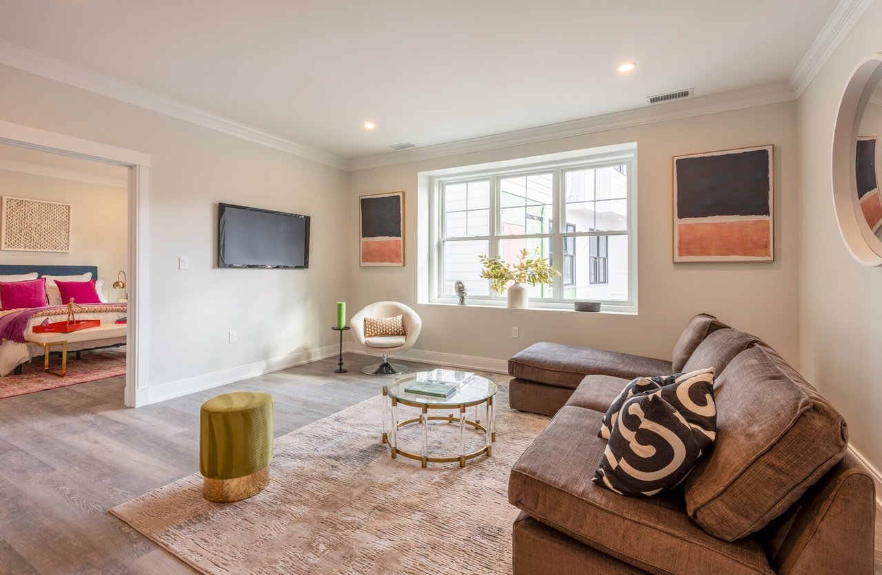 61 County St 301 Dover, MA 02030