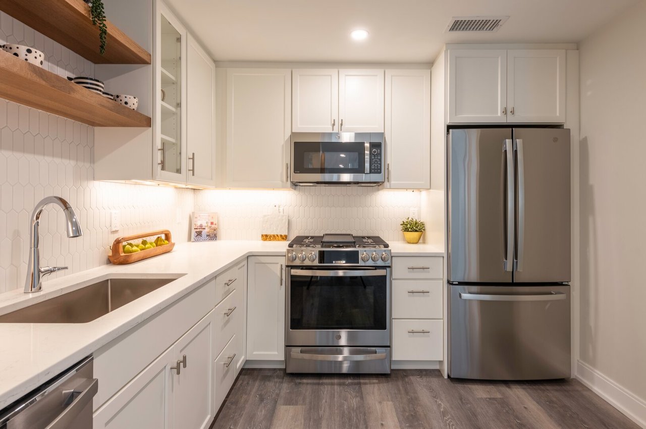 61 County St 301 Dover, MA 02030