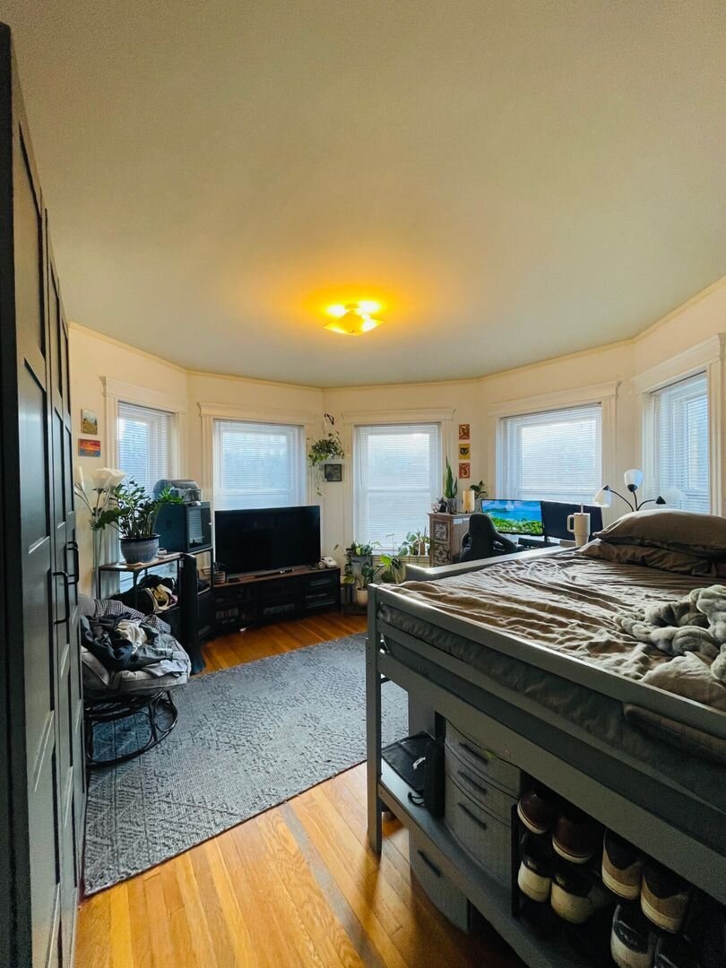 11 Tetlow St. 26 Boston, MA 02115
