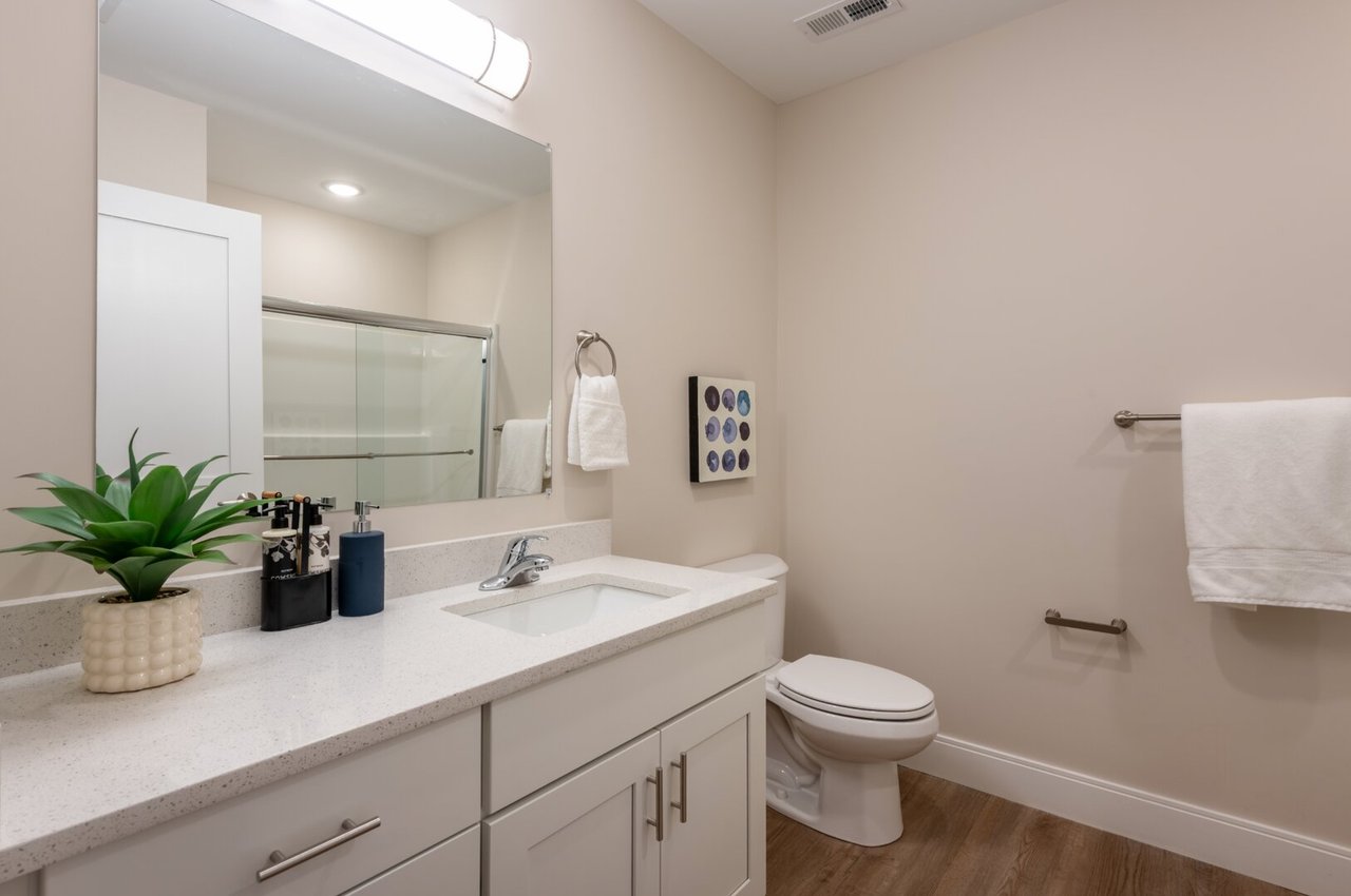 936 Brush Hill Rd Unit 207 Milton, MA 02186