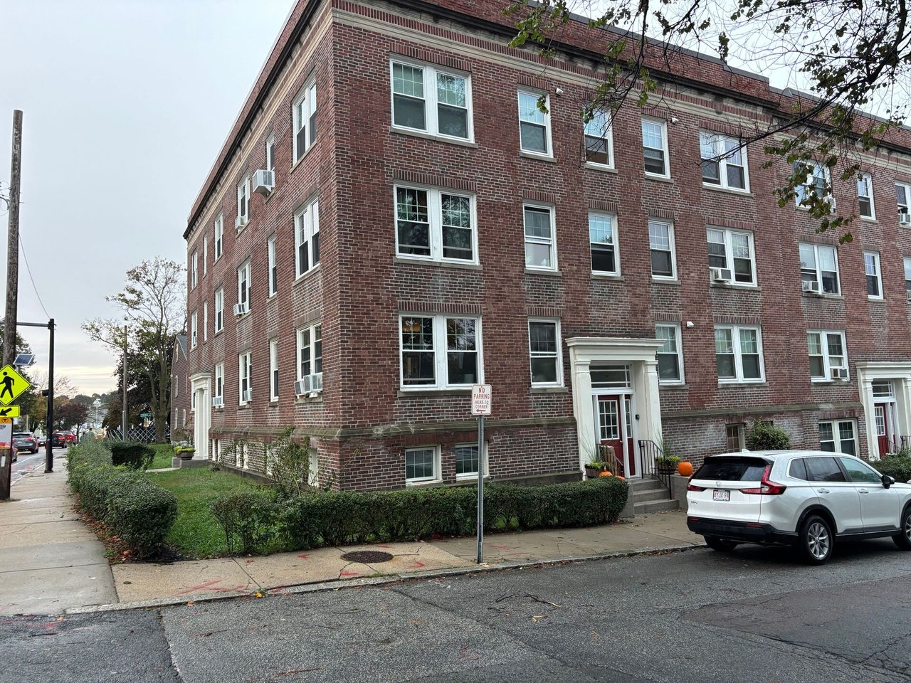12 Brooks Park #8 12 Brooks Park #8 Medford, MA 02155