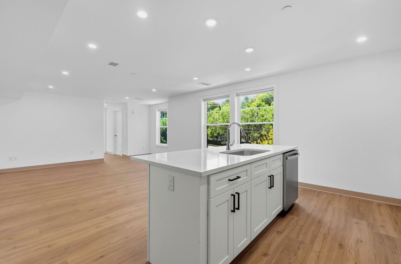 26 Union St Unit 205 Natick, MA 01760
