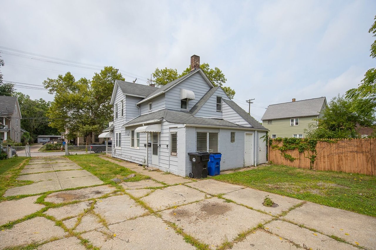 3295 W 46th St - Unit 2 Cleveland, OH 44102