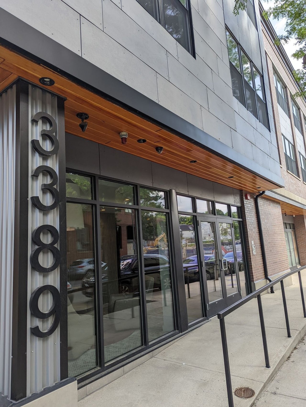 3383 Washington Street 405 Jamaica Plain, MA 02130