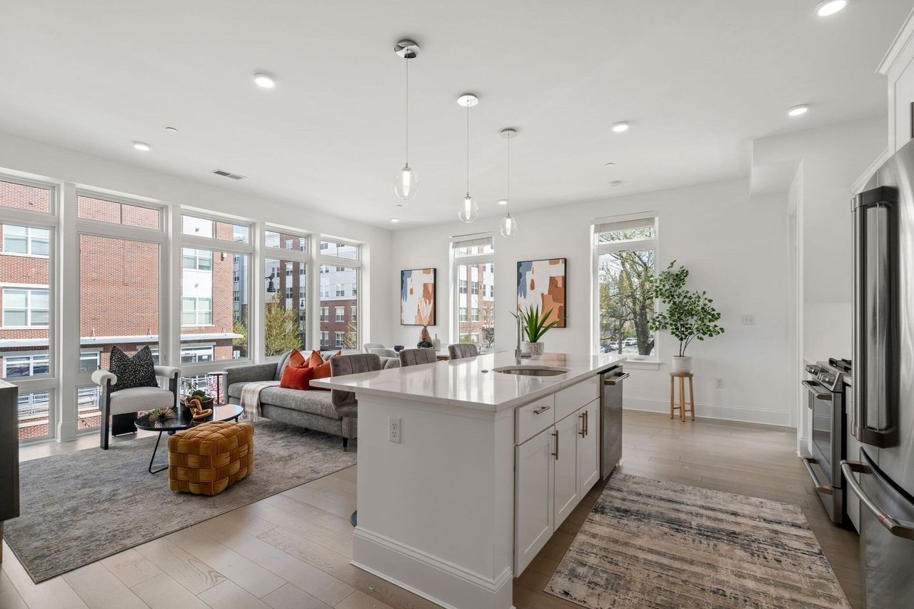 95 Fawcett St 503 Cambridge, MA 02138