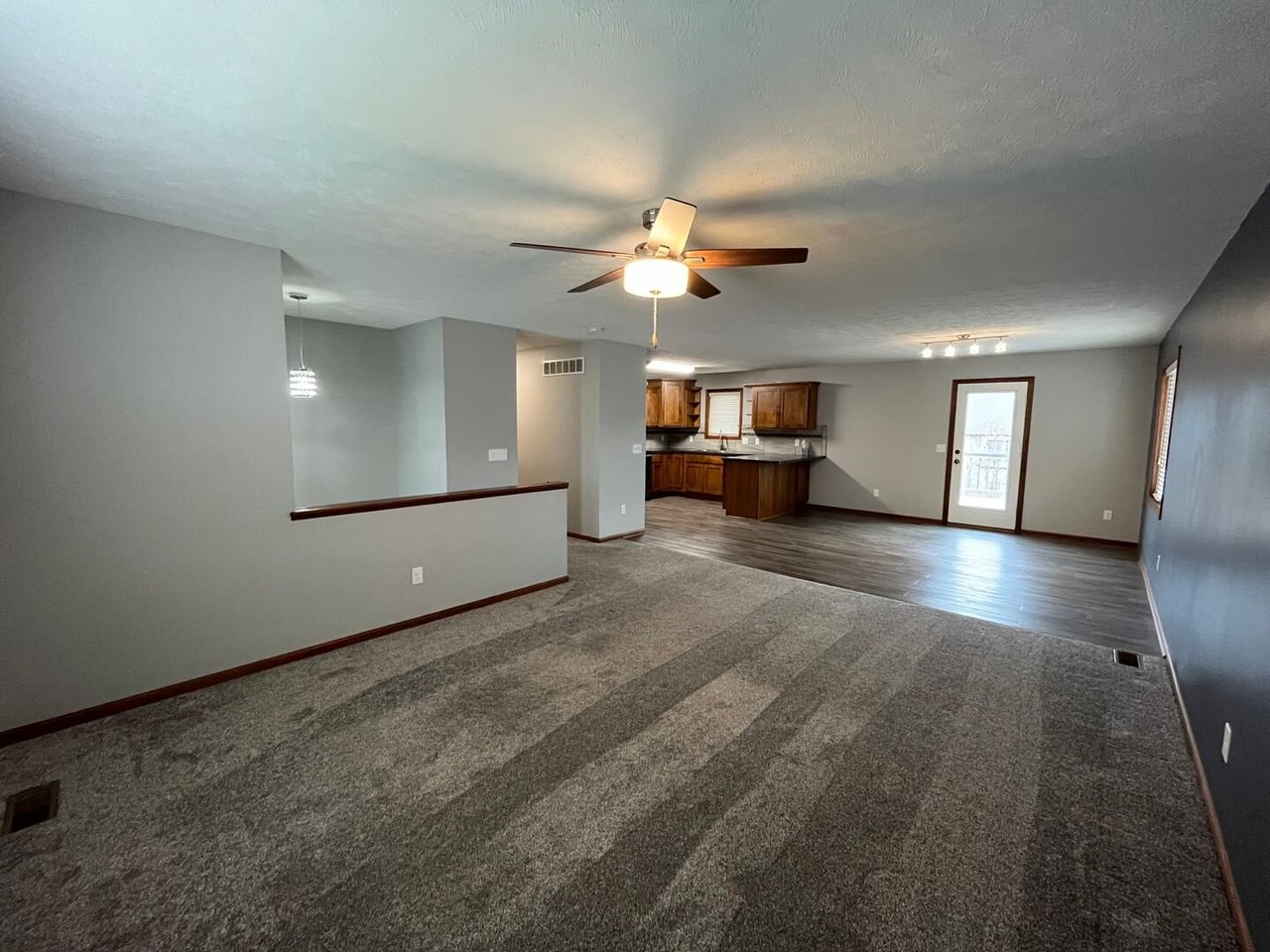 7825 Yankee Woods Dr Lincoln, NE 68516