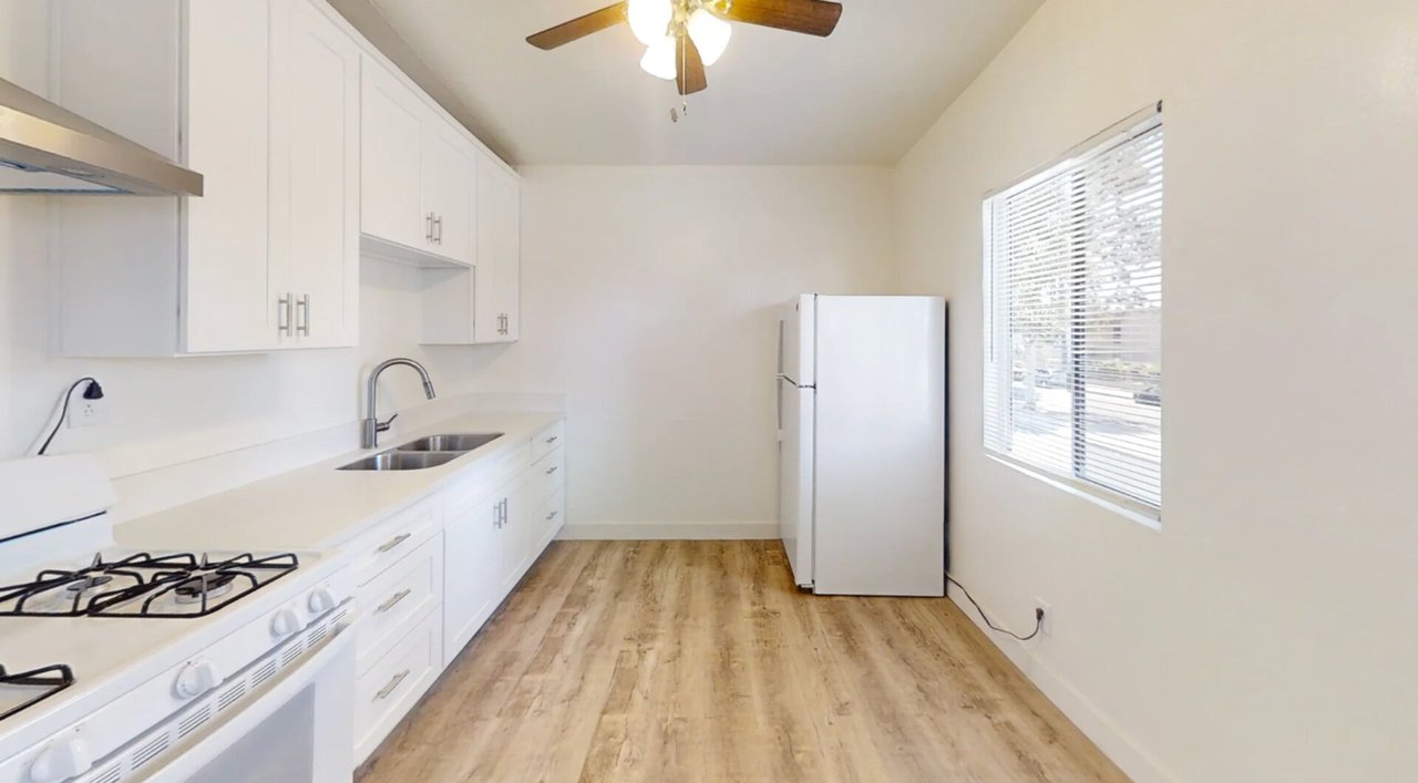 3348 Santa Fe Ave - Unit 6 Long Beach, CA 90810