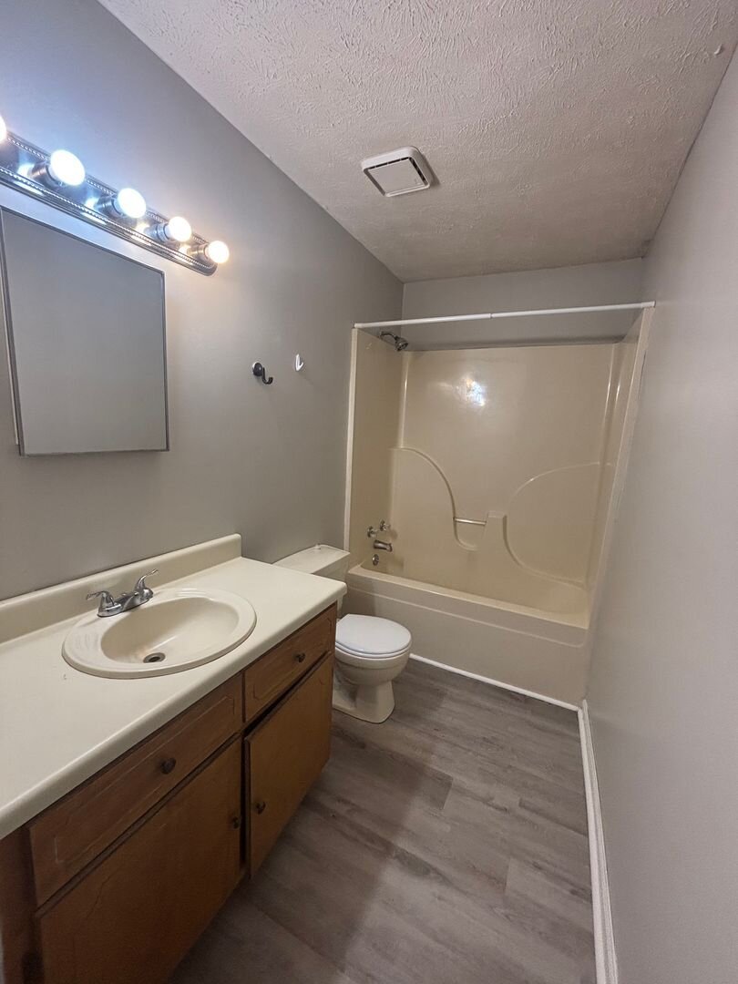 105 Wheeler Drive - Apt B4