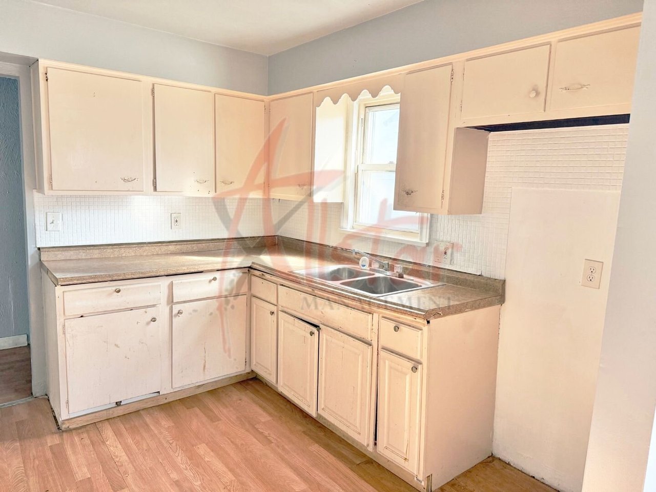 1374 E 94th Street