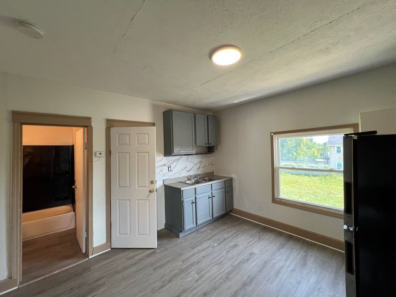 3611 E 116th Street - Upper Unit