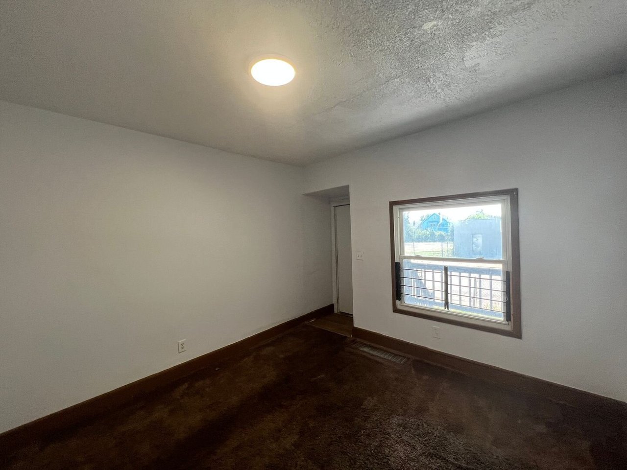 3611 E 116th Street - Lower Unit