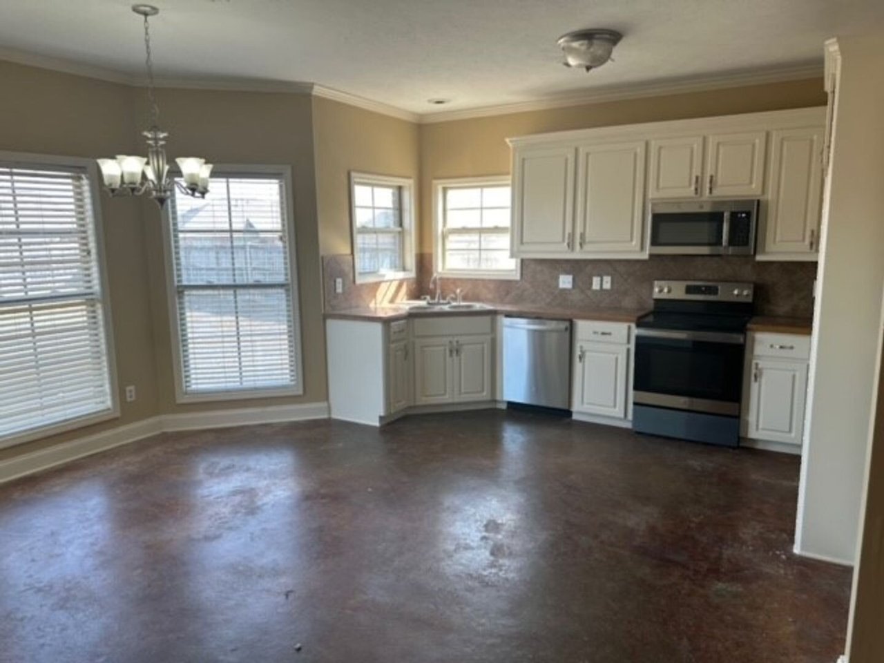 138 Palin Drive
