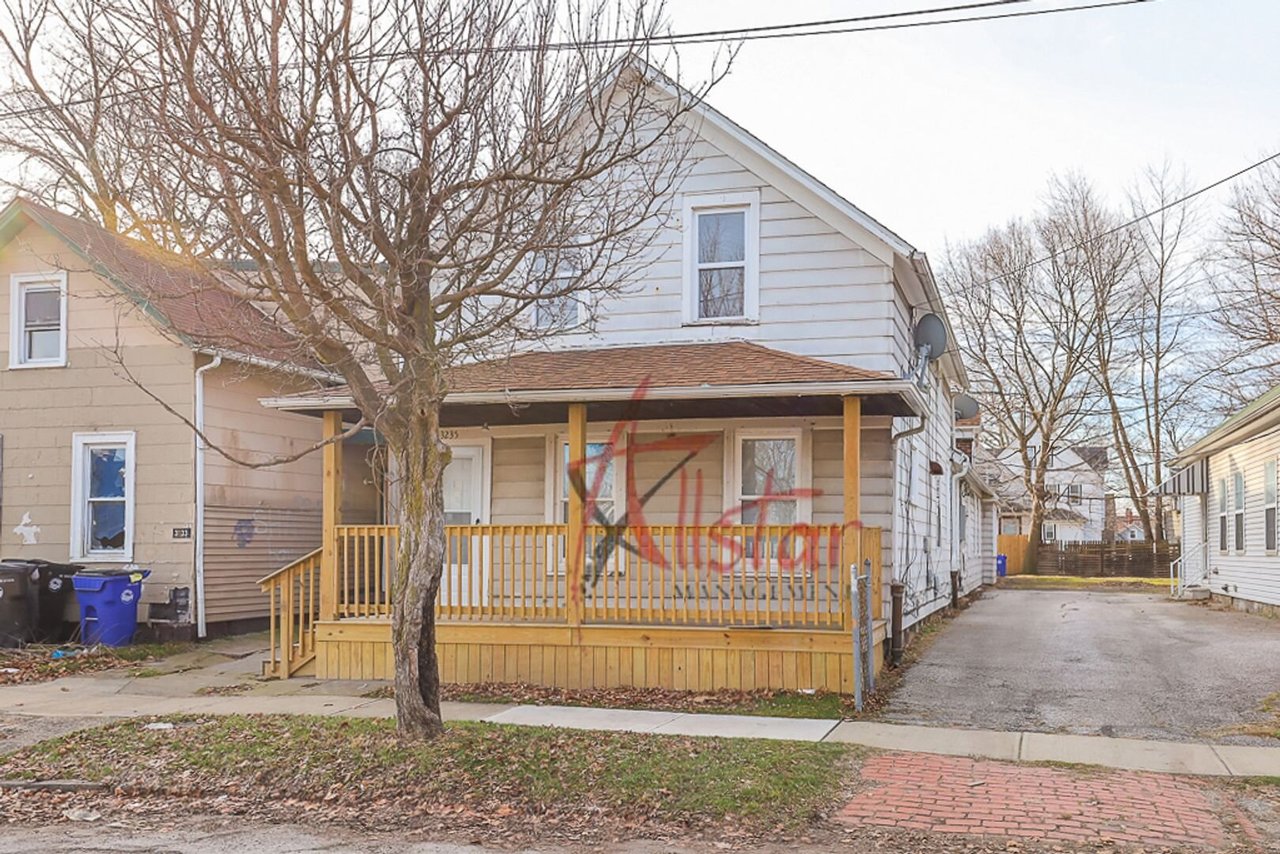 3235 Erin Ave - Rear