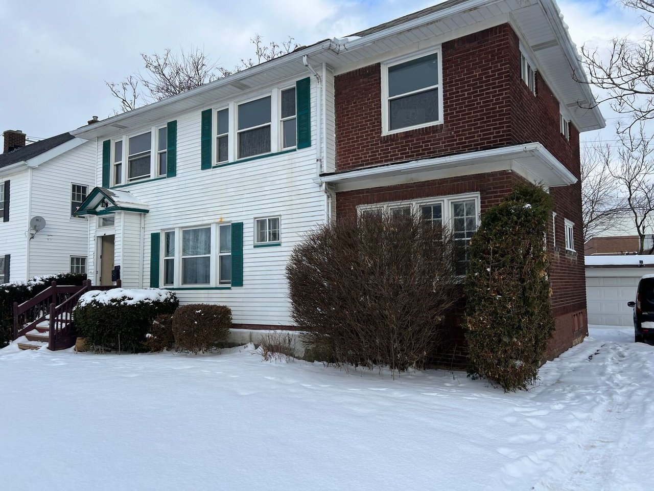4859 E 97th Street - Up
