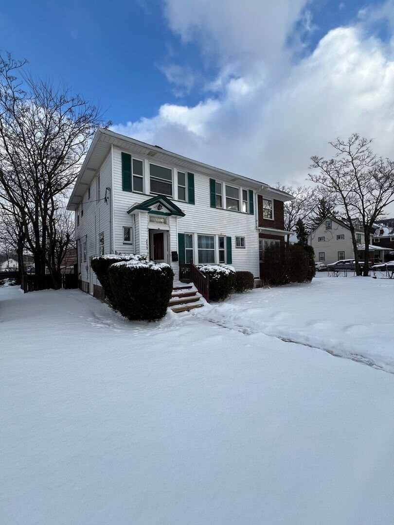 4859 E 97th Street - Up