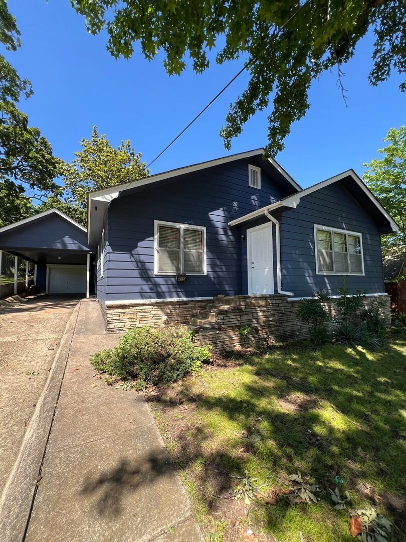 416 W Shawnee Ave Tahlequah, OK 74464