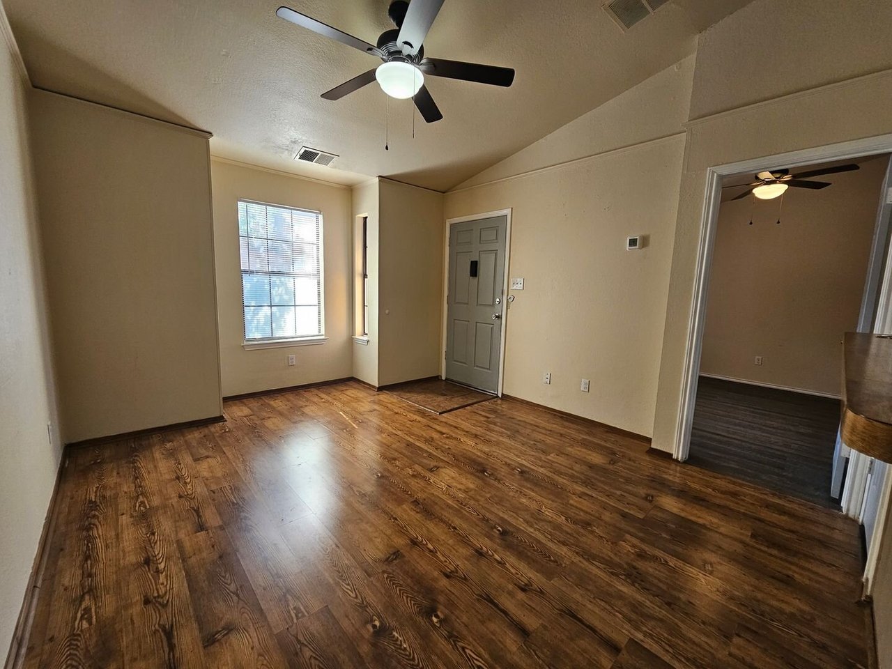 4803 Hamilton Wolfe #312 San Antonio, TX 78229