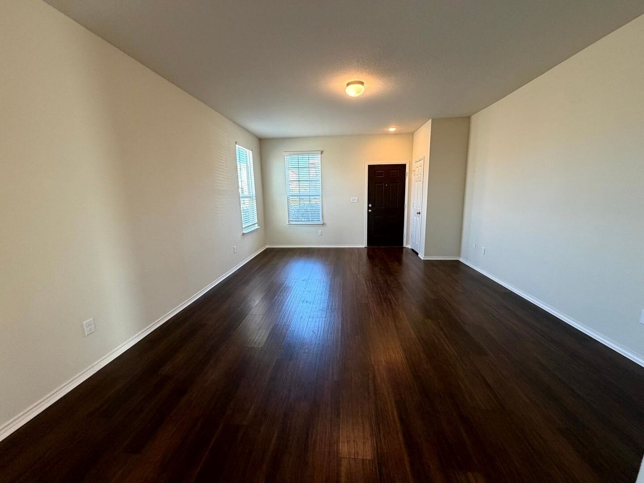10362 McQueeney San Antonio, TX 78252