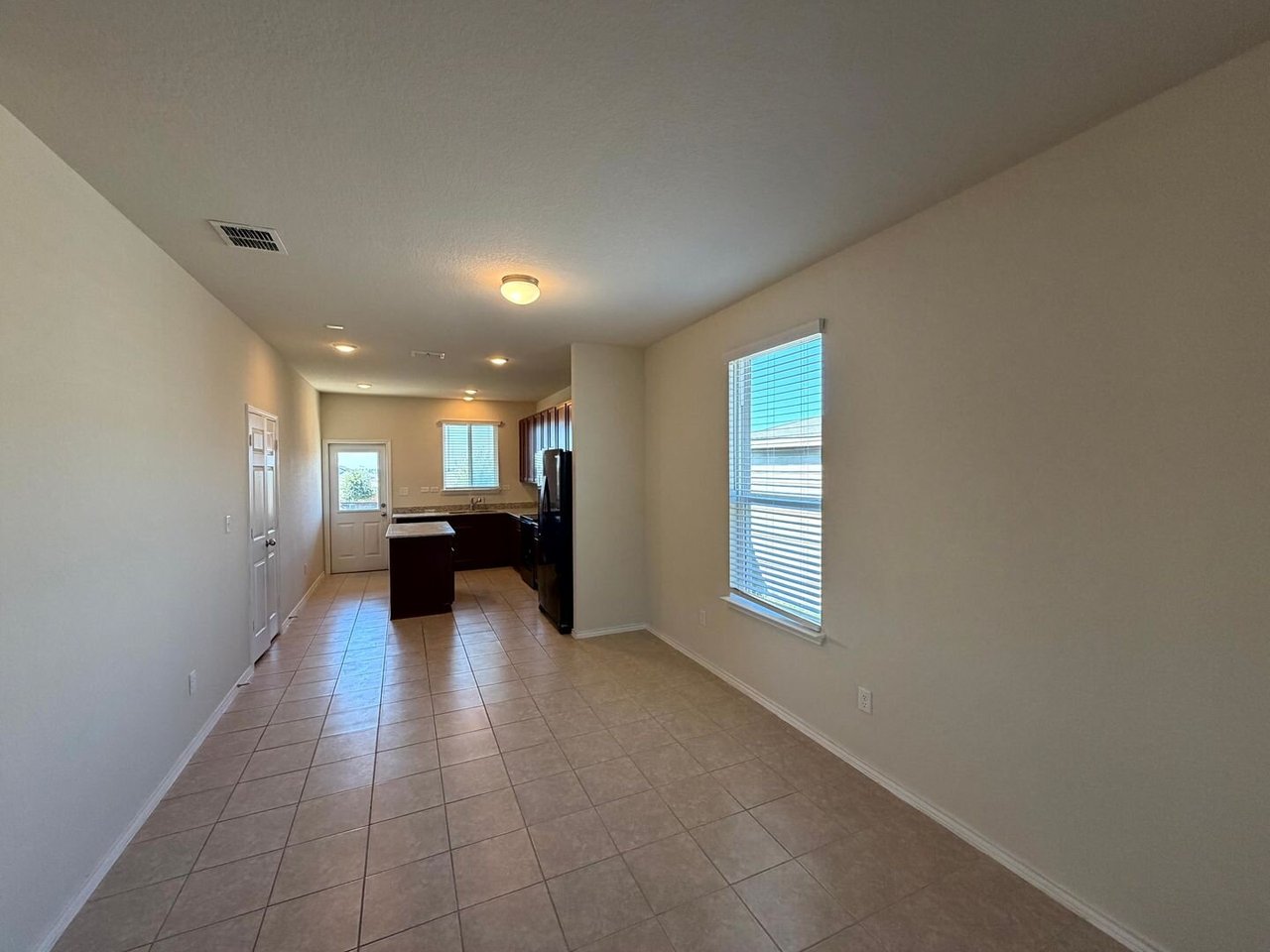 10362 McQueeney San Antonio, TX 78252