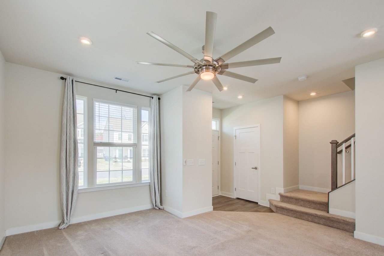 255 Goldenstar Lane Portsmouth, VA 23701