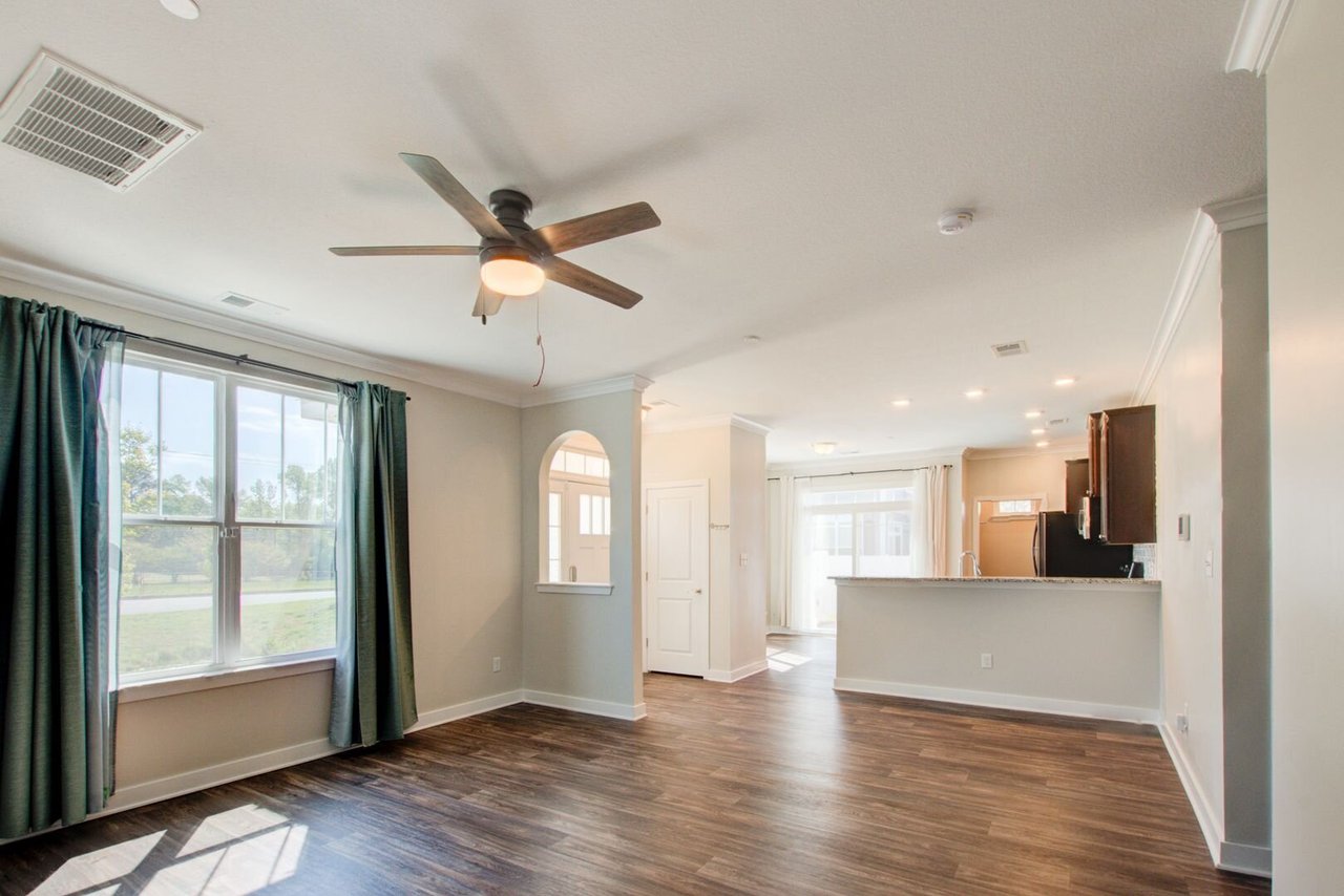 609 Fishers Court Hampton, VA 23666