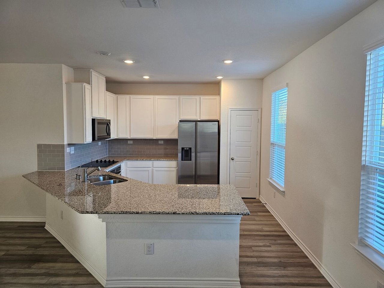 4955 USAA Boulevard   #21 San Antonio, TX 78240
