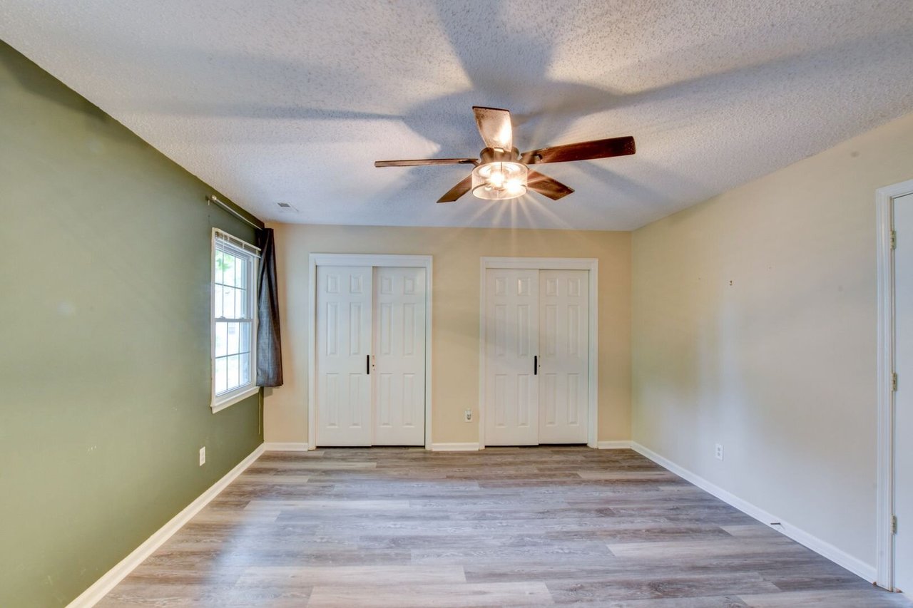 922 Willow Point Newport News, VA 23602