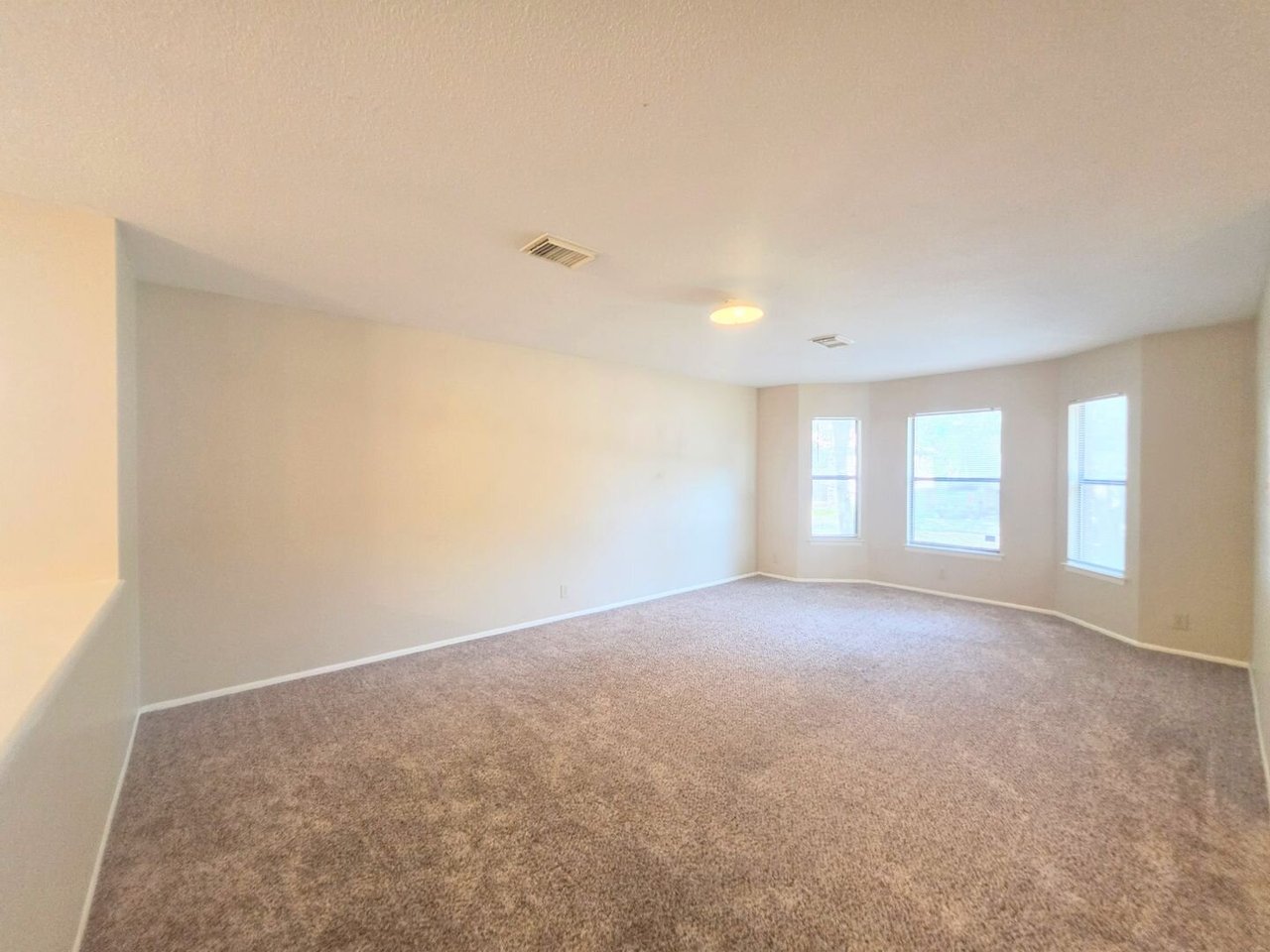 7614 Briston Park Drive San Antonio, TX 78249