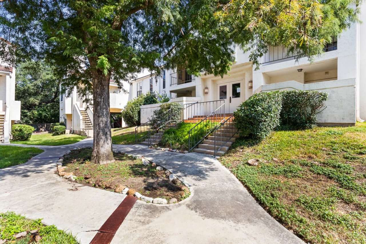 2255 Thousand Oaks #504 San Antonio, TX 78232