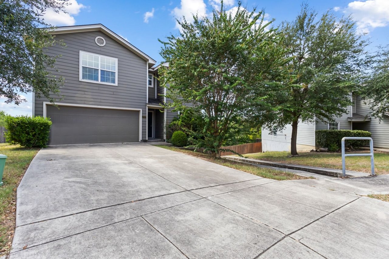 10907 Cimarron Cove Universal City, TX 78148
